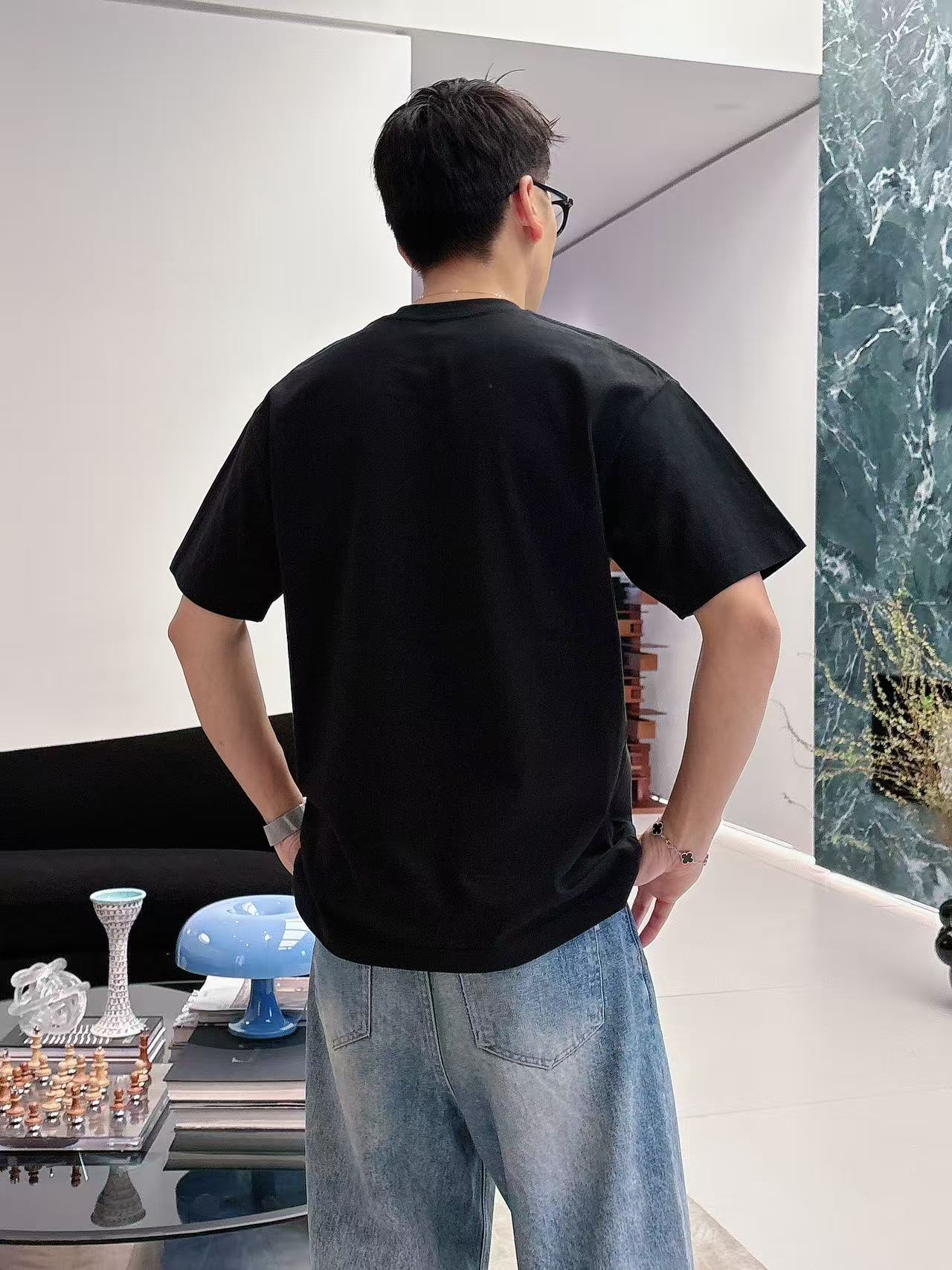 罗意威 * 𝟐6𝐬s 春夏休闲短袖定制面料 品牌经典LOGO 工艺精致 休闲百搭 【𝐒𝐢𝐳𝐞：码数】 S