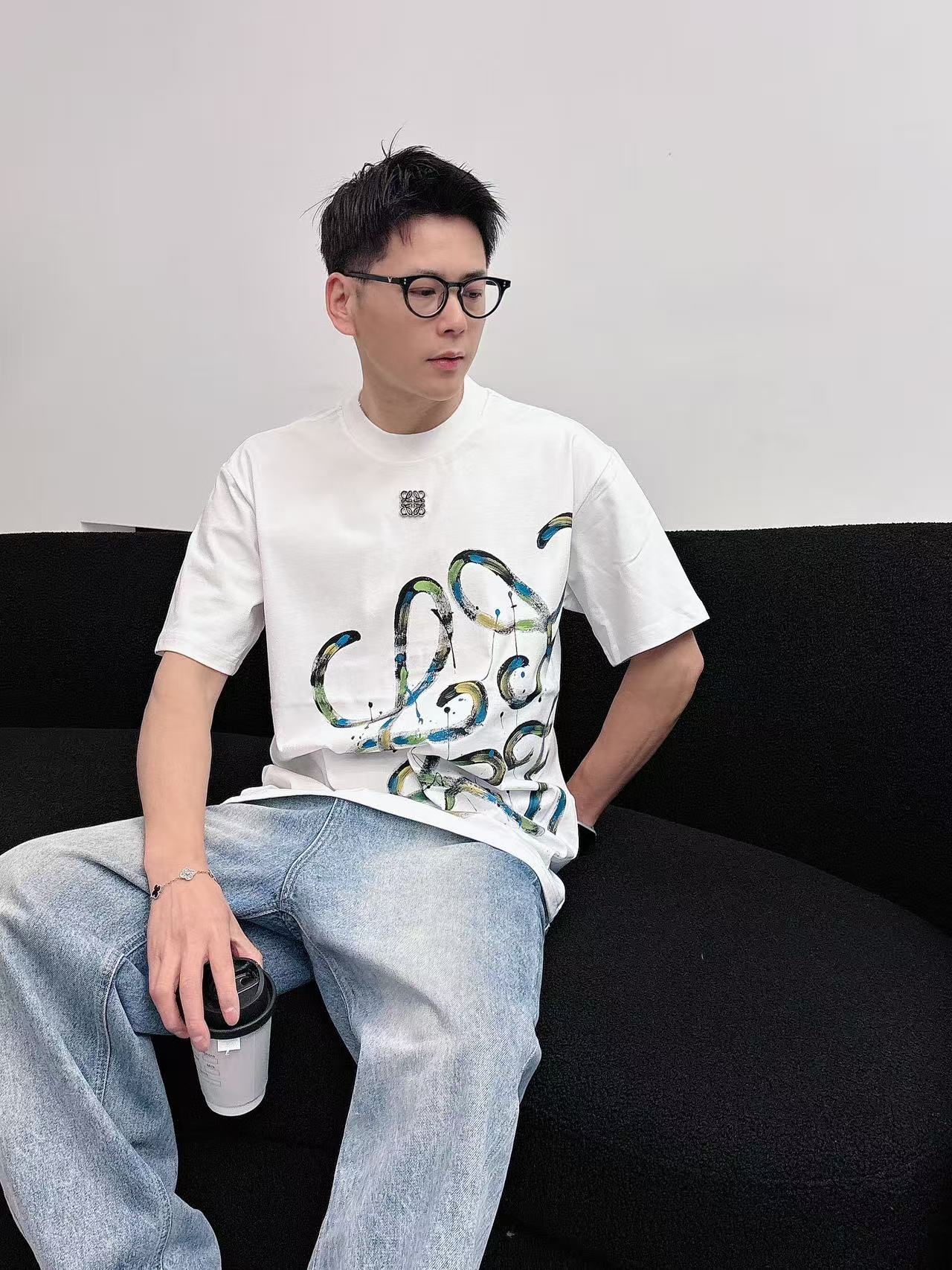 罗意威 * 𝟐6𝐬s 春夏休闲短袖定制面料 品牌经典LOGO 工艺精致 休闲百搭 【𝐒𝐢𝐳𝐞：码数】 S
