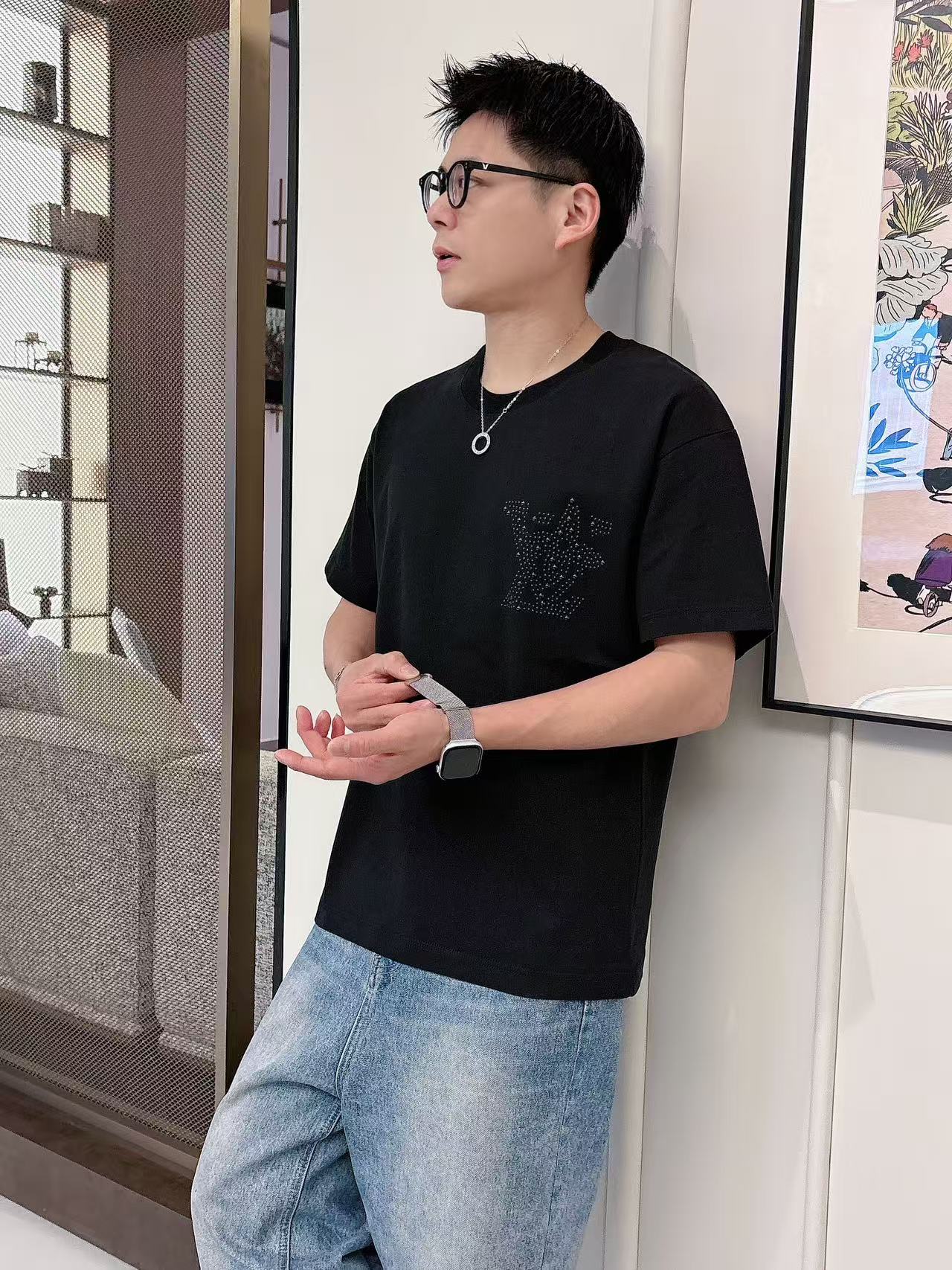 LV * 𝟐6𝐬s 春夏休闲短袖定制面料 品牌经典LOGO 工艺精致 休闲百搭 【𝐒𝐢𝐳𝐞：码数】 S-