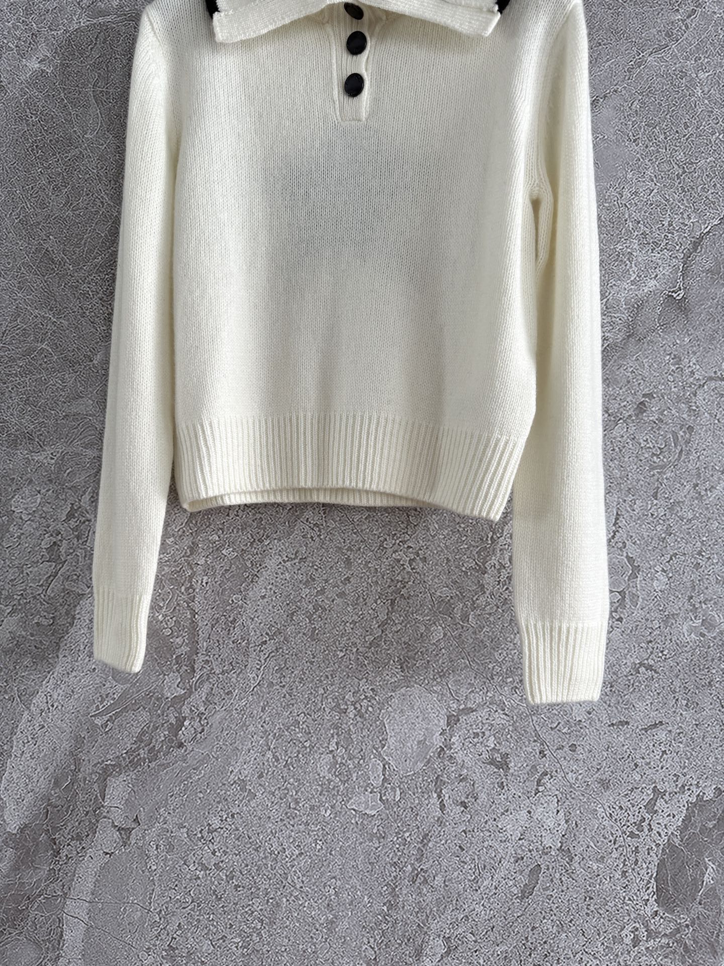 幸运星翻领毛衣✨羊绒羊毛混纺纱线，贴身穿对于大多数人都没问题不会觉得扎，软fufu的体感太舒服啦～所以推