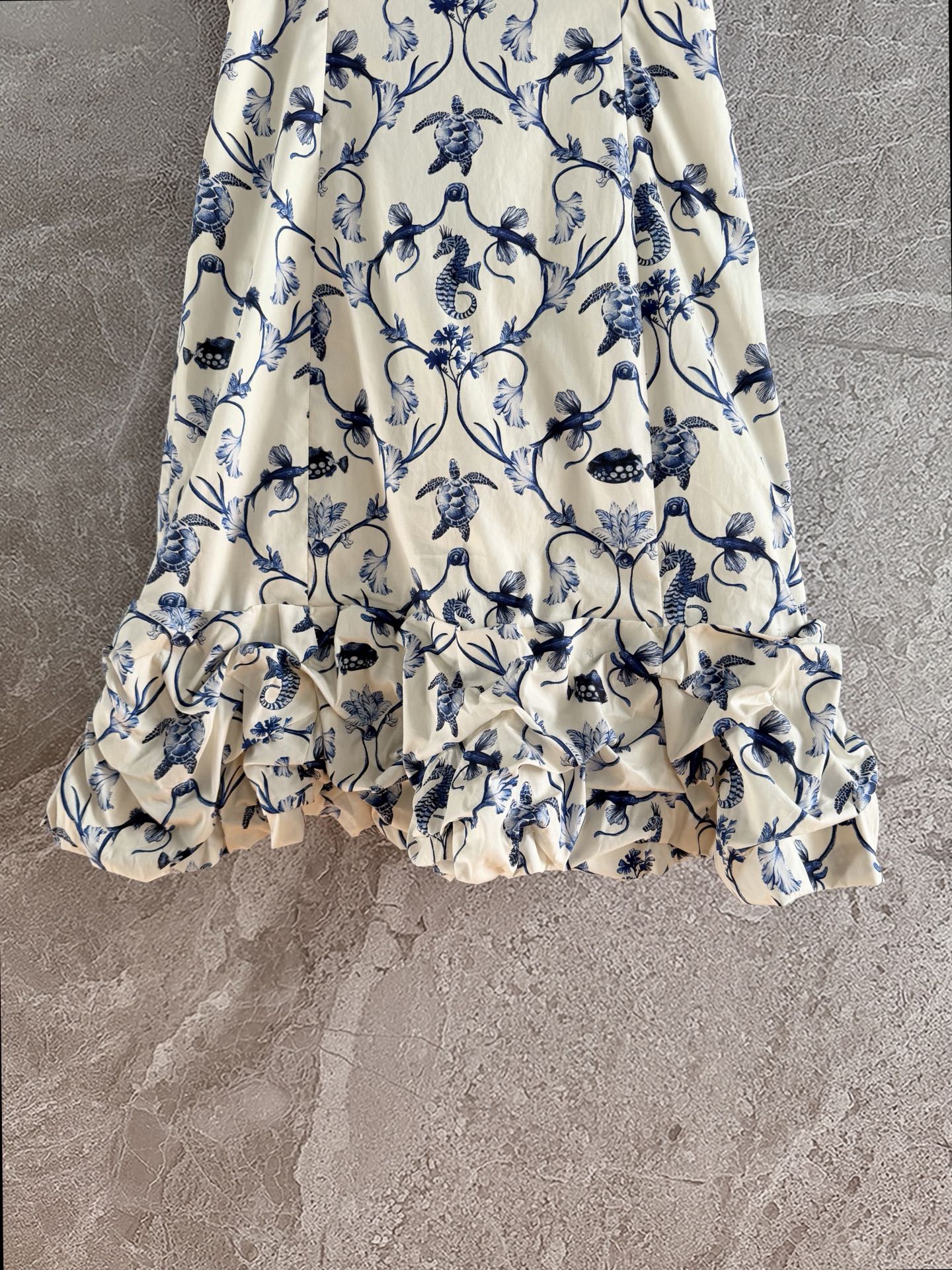 现货‼️‼️🛒款号2W2/Jardin露肩连衣裙✨Agua ✘ 2026💐手工捏褶荷叶边层次叠加，清新海