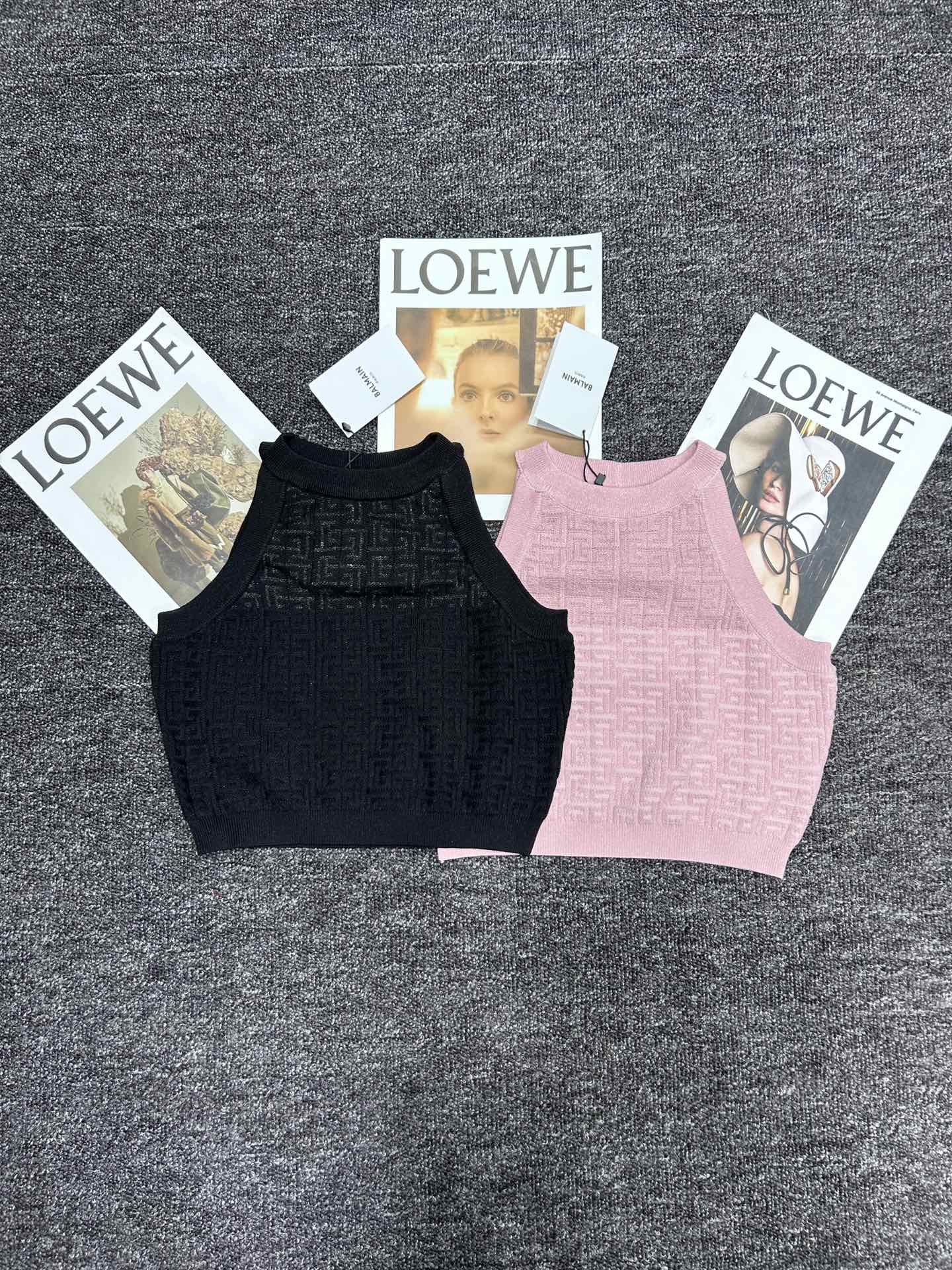 Stylish Women’s Fashion: Balman Wind Package and SML Knitwear Collection