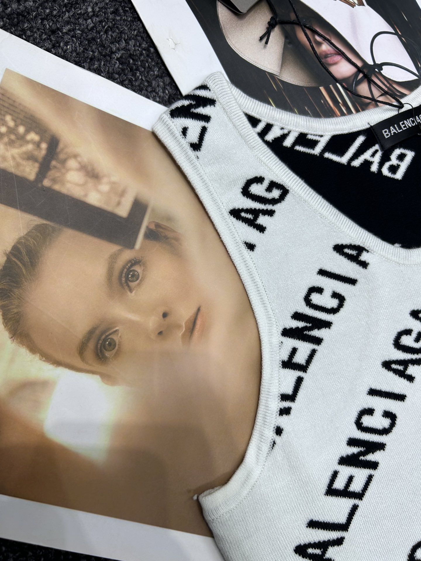 Fashionable Paris Family: Comfortable, Attractive New Package by Bad-Ass Girl p322 - 图片 6