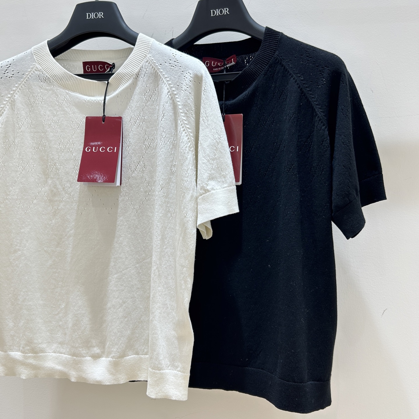 “Original Gucci Binary Short Sleeve Outfits: Classic Design for Stylish Women” - 图片 7