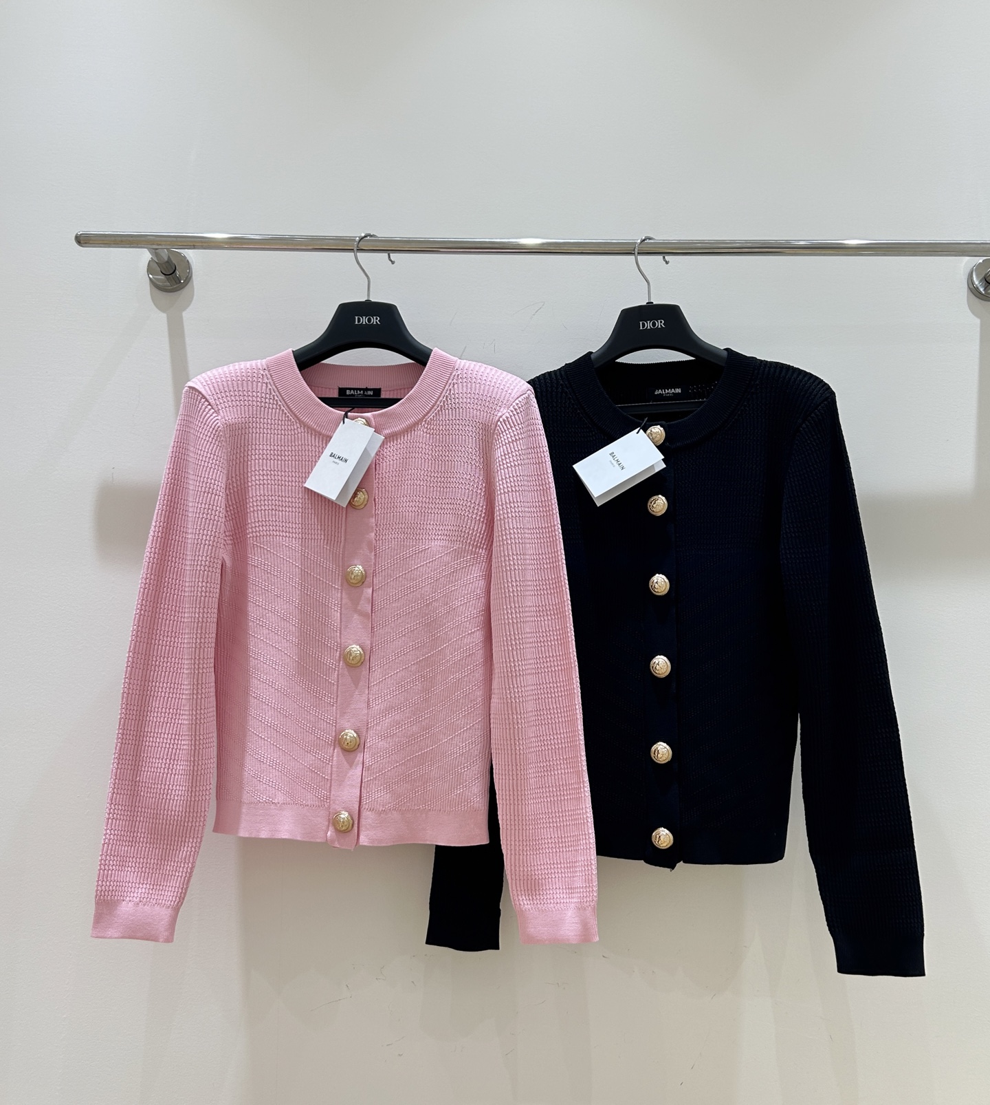 “Balman Metal Buttons: High-Level Fashion for Instant Possession in New Autumn Style” - 图片 1