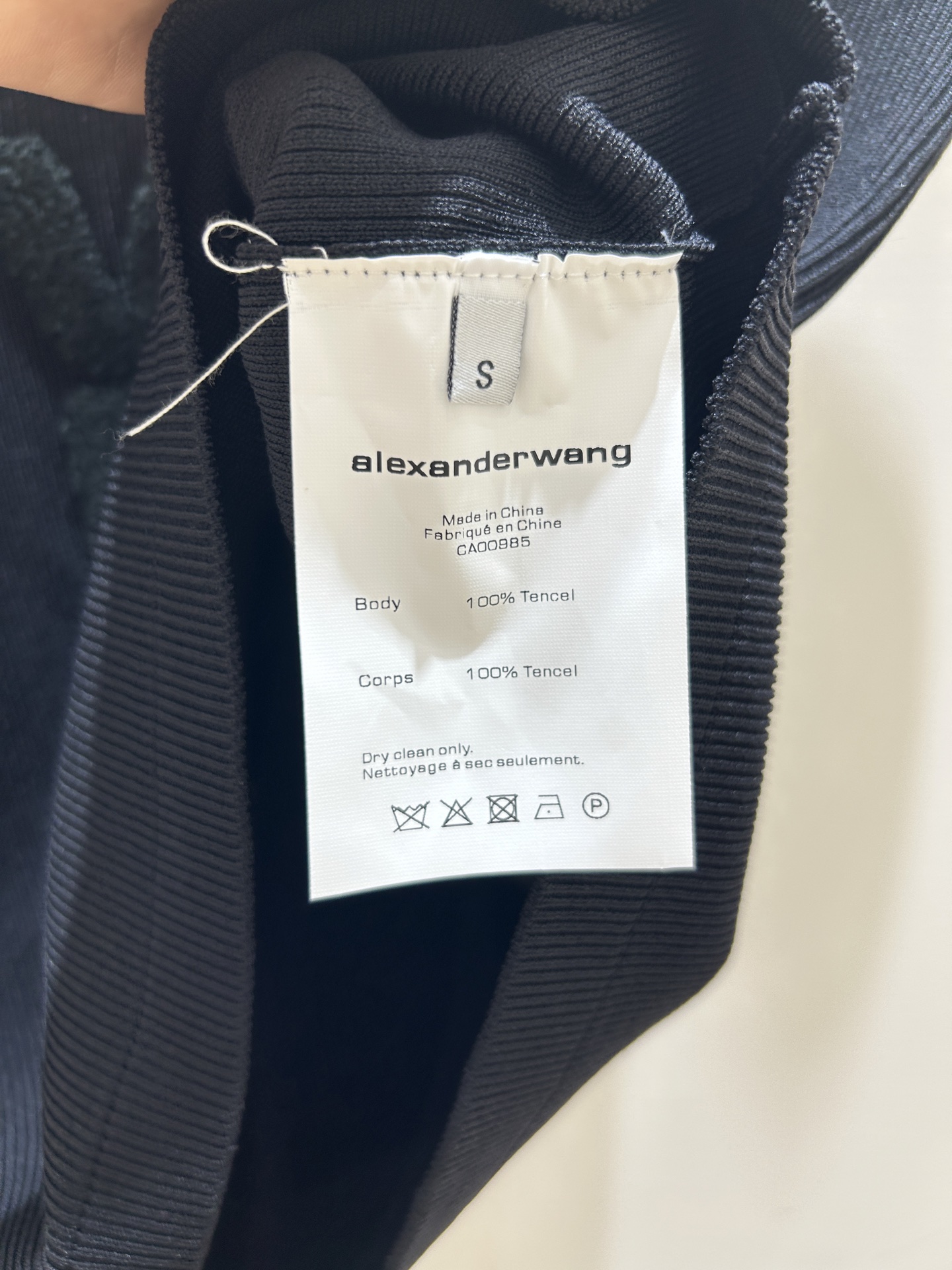 Fashionable Alexander Wang Towel-Embroidered Female Suit: Original, Hardcore, and Summer-Ready - 图片 9