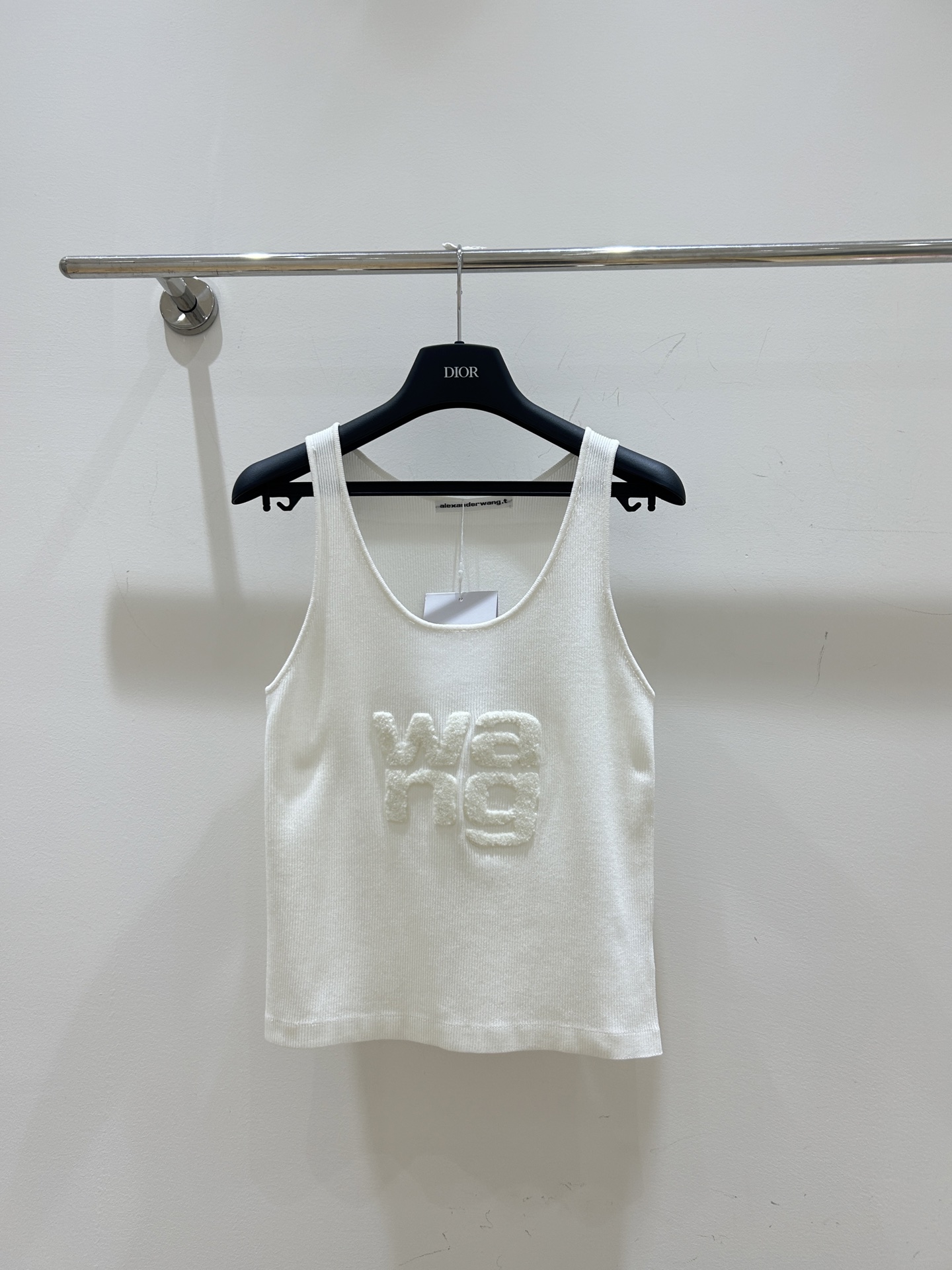 Fashionable Alexander Wang Towel-Embroidered Female Suit: Original, Hardcore, and Summer-Ready - 图片 3