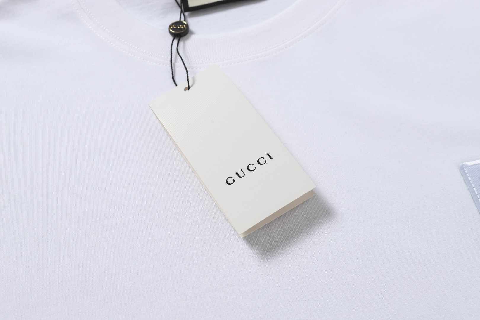 Gucci 2025 Embroidered Couple T-Shirt – High-End Fashion, Original Design, Unisex S-XL Sizes - 图片 5