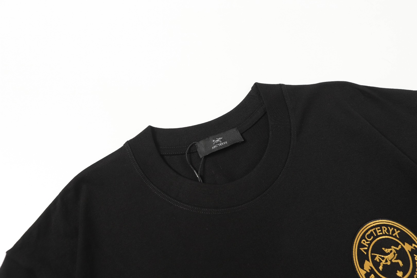 ARC'TERYX  短袖T恤服装,男,女 6