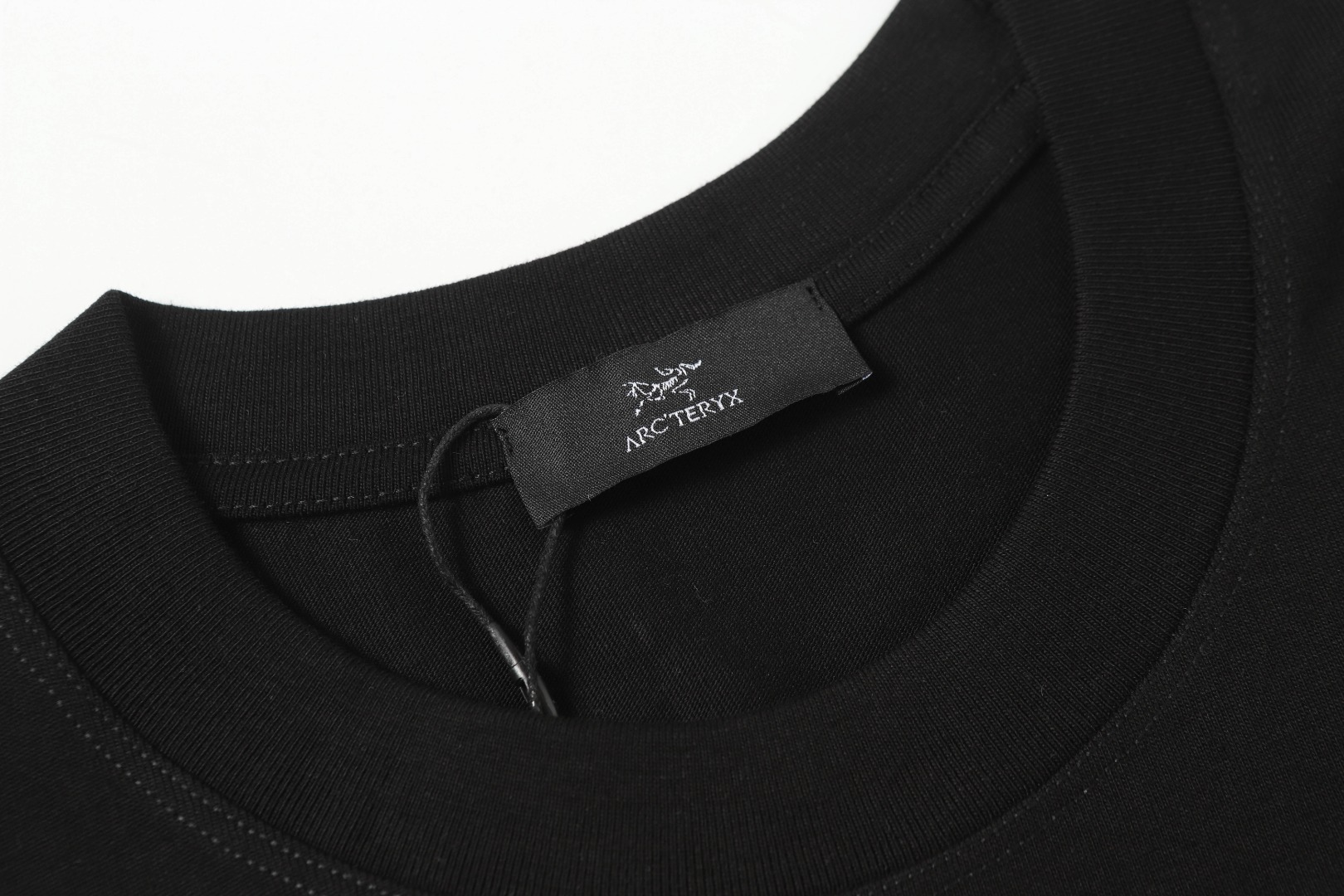 ARC'TERYX  短袖T恤服装,男,女 7