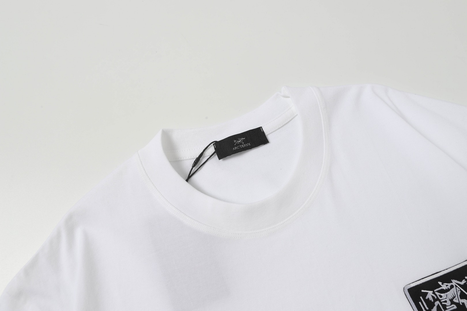 ARC'TERYX  短袖T恤服装,男,女 5