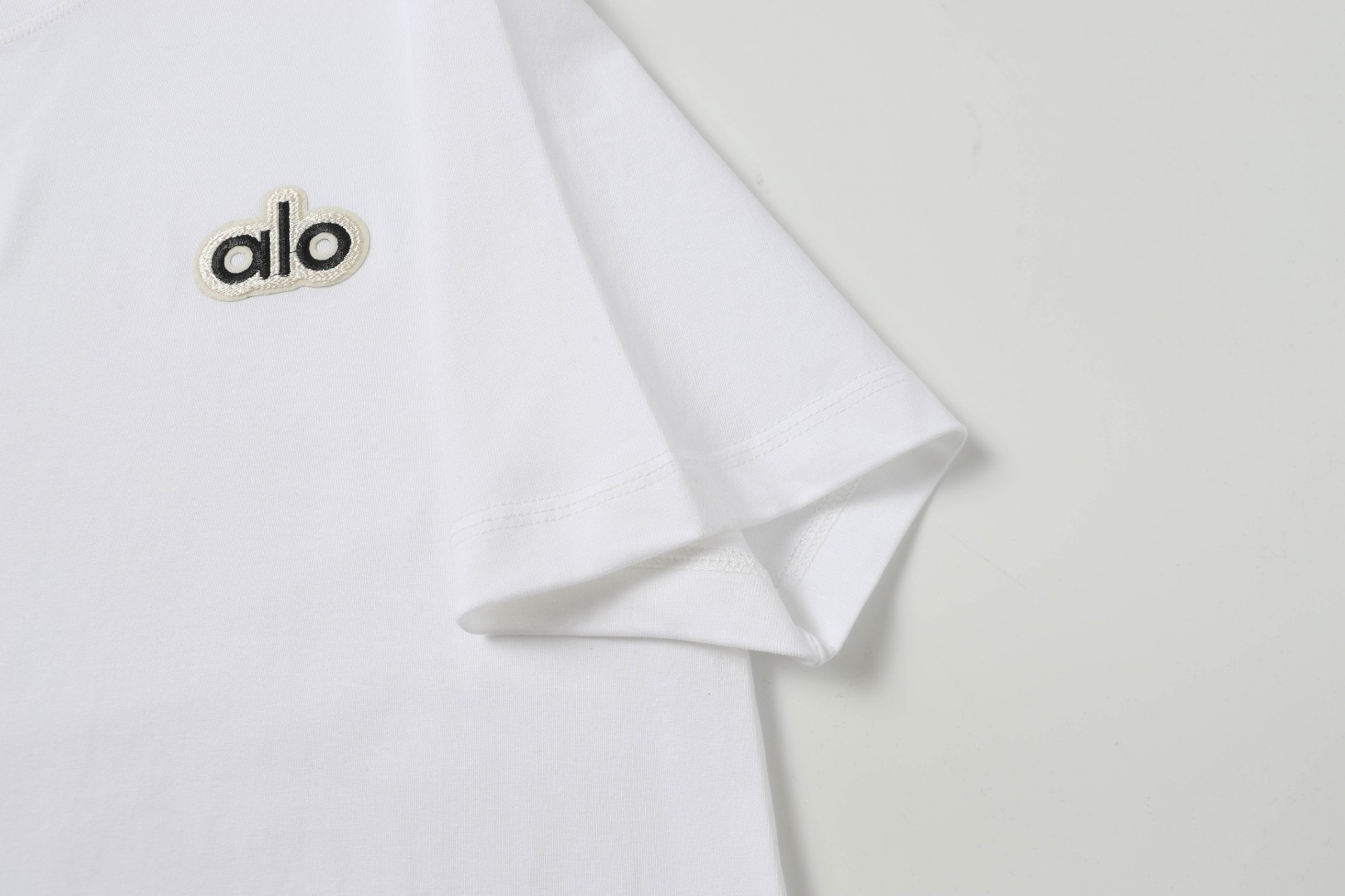 Alo  短袖T恤服装,男,女 6