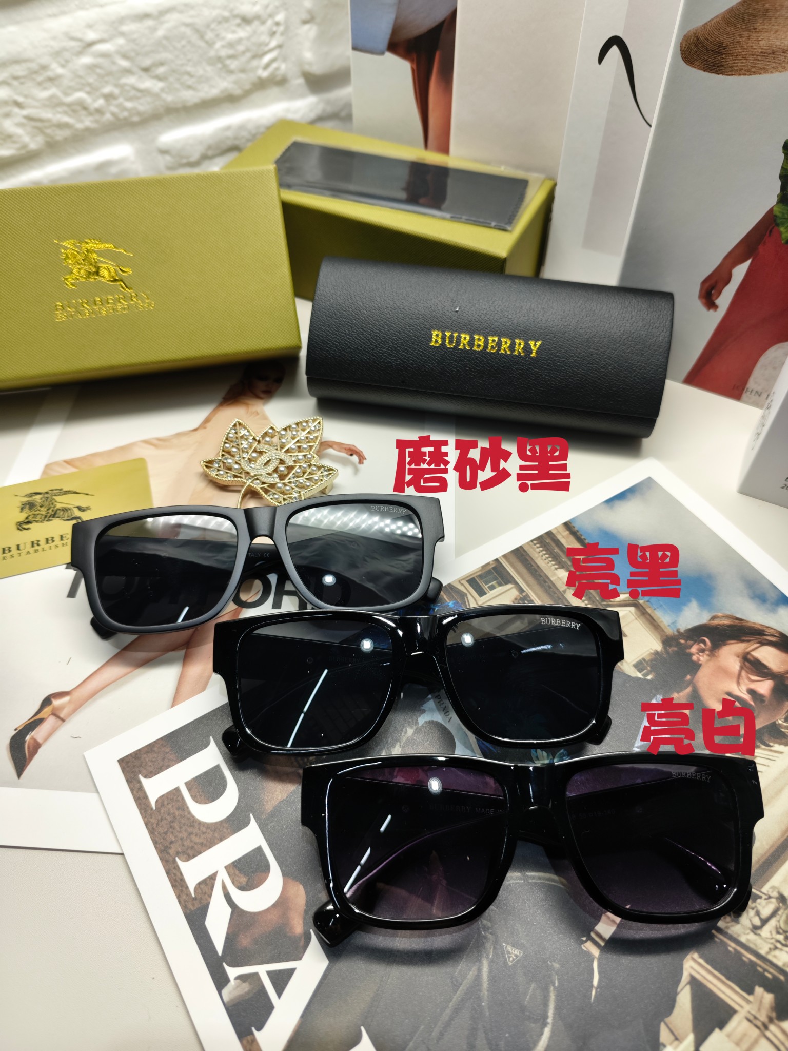 BURBERRY巴宝莉镜腿LOGO成为了当下最流行的时尚元素没有过多的累赘装饰简单高调专柜一比一做工精湛