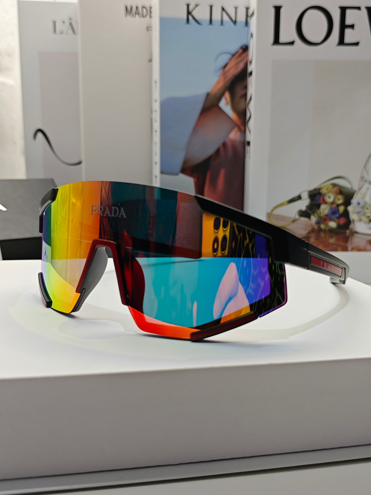 PRADA普拉达欧美高级感超轻大框连体防紫外线墨镜滑雪骑行户外护目太阳眼镜男女通用