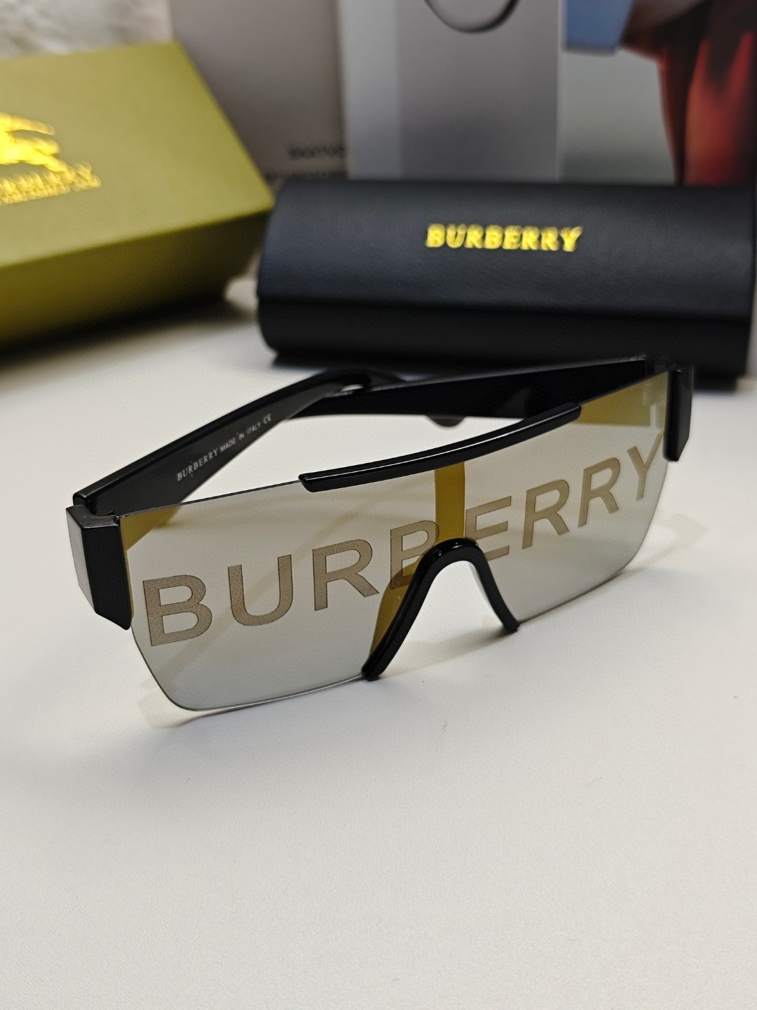 BURBERRY巴宝莉爆款小鬼同款时尚个性太阳镜大框男女款墨镜复古潮流跨境新款