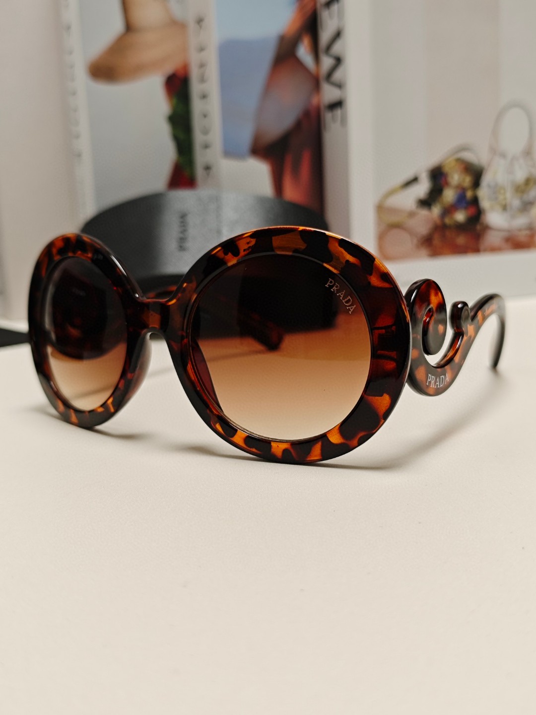 Prada Gafas de sol Estampado de leopardo