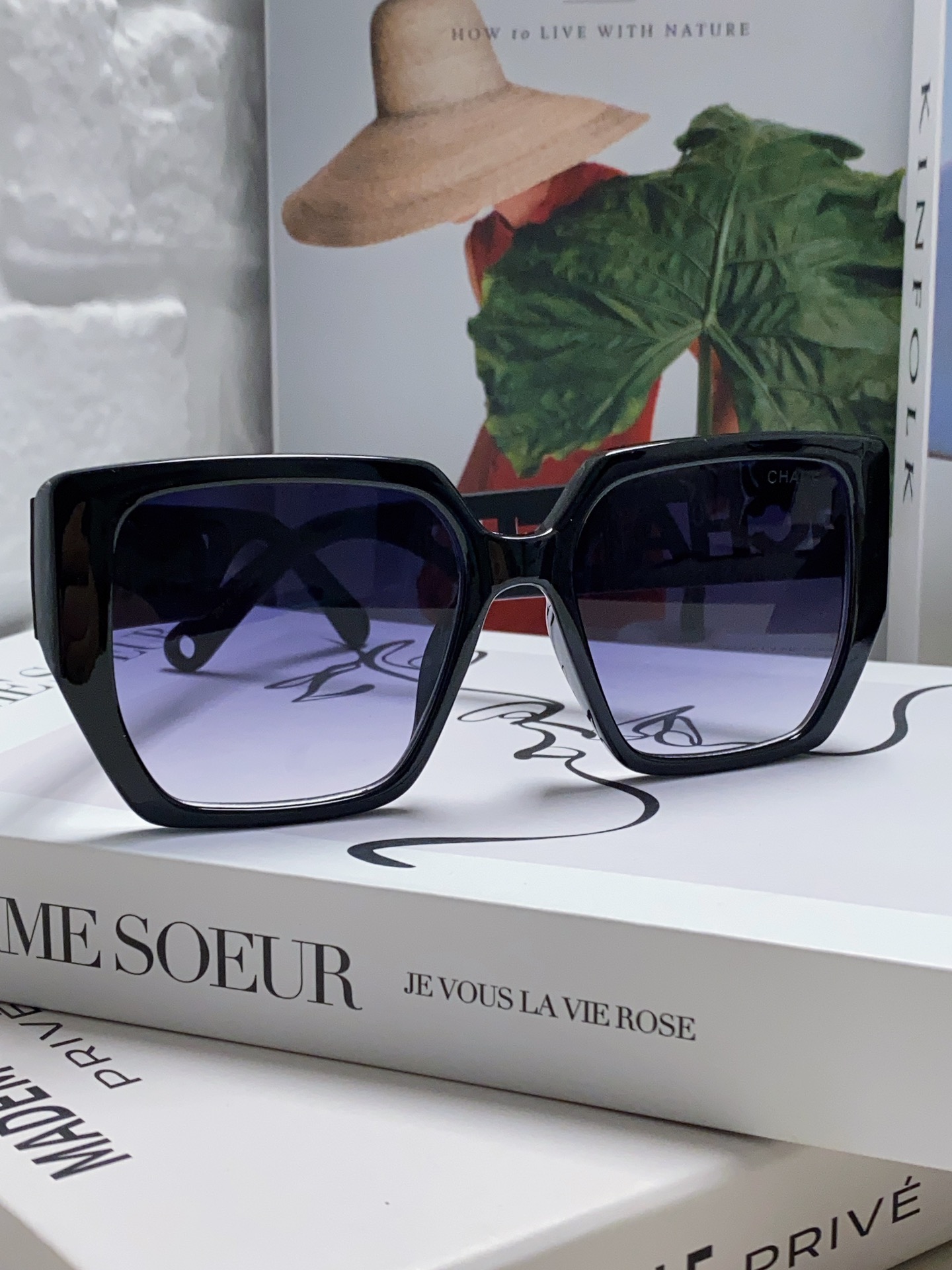 Chanel香奈儿2024新款英文字母方框太阳镜女韩版潮流百搭墨镜网红街拍简约眼镜