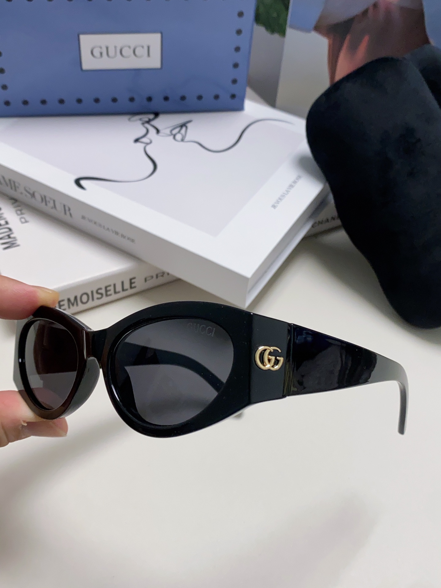 新款Gucci古奇墨镜猫眼时尚潮流超轻简约复古宽镜腿太阳眼镜