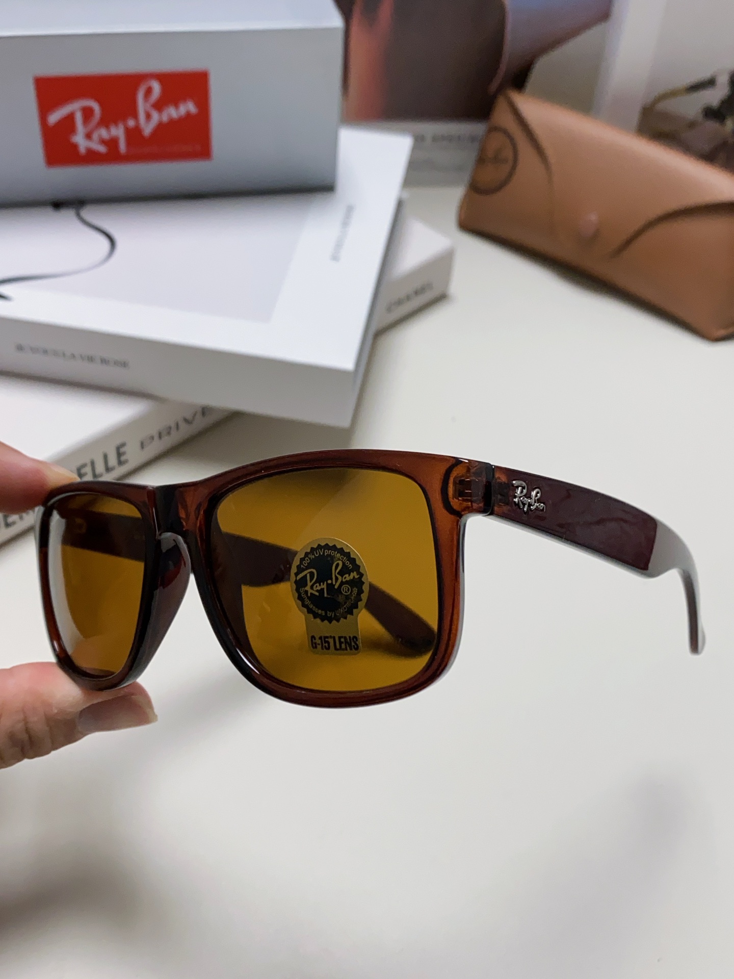 RAYBAN 雷朋 经典太阳镜  夏日限定色彩 男女通用款 Model ：RB4165 Size：55-