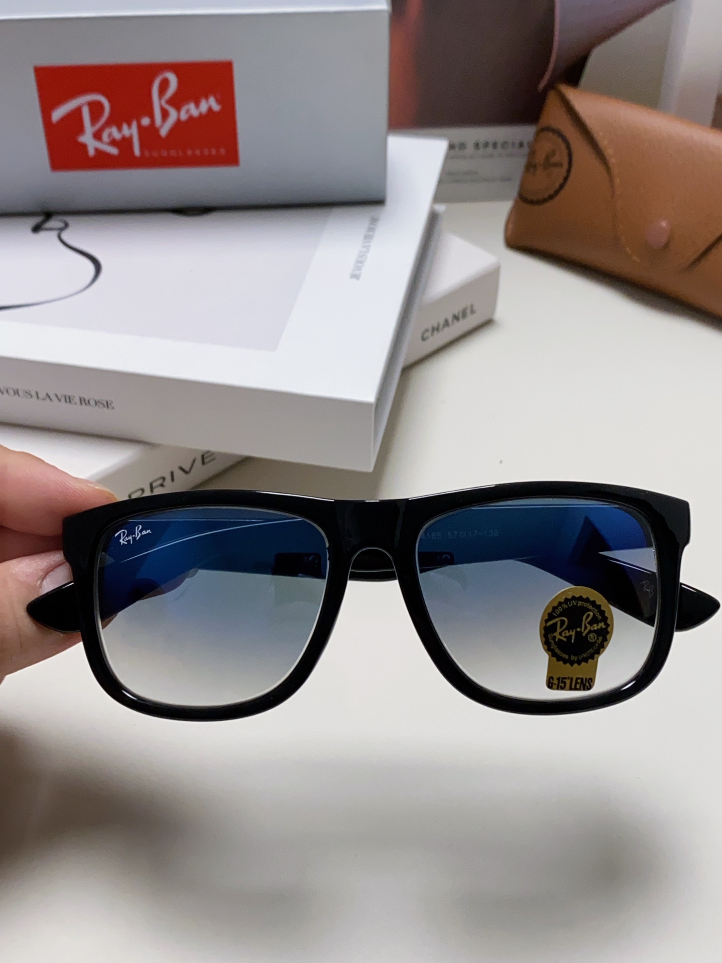 RAYBAN 雷朋 经典太阳镜  夏日限定色彩 男女通用款 Model ：RB4165 Size：55-