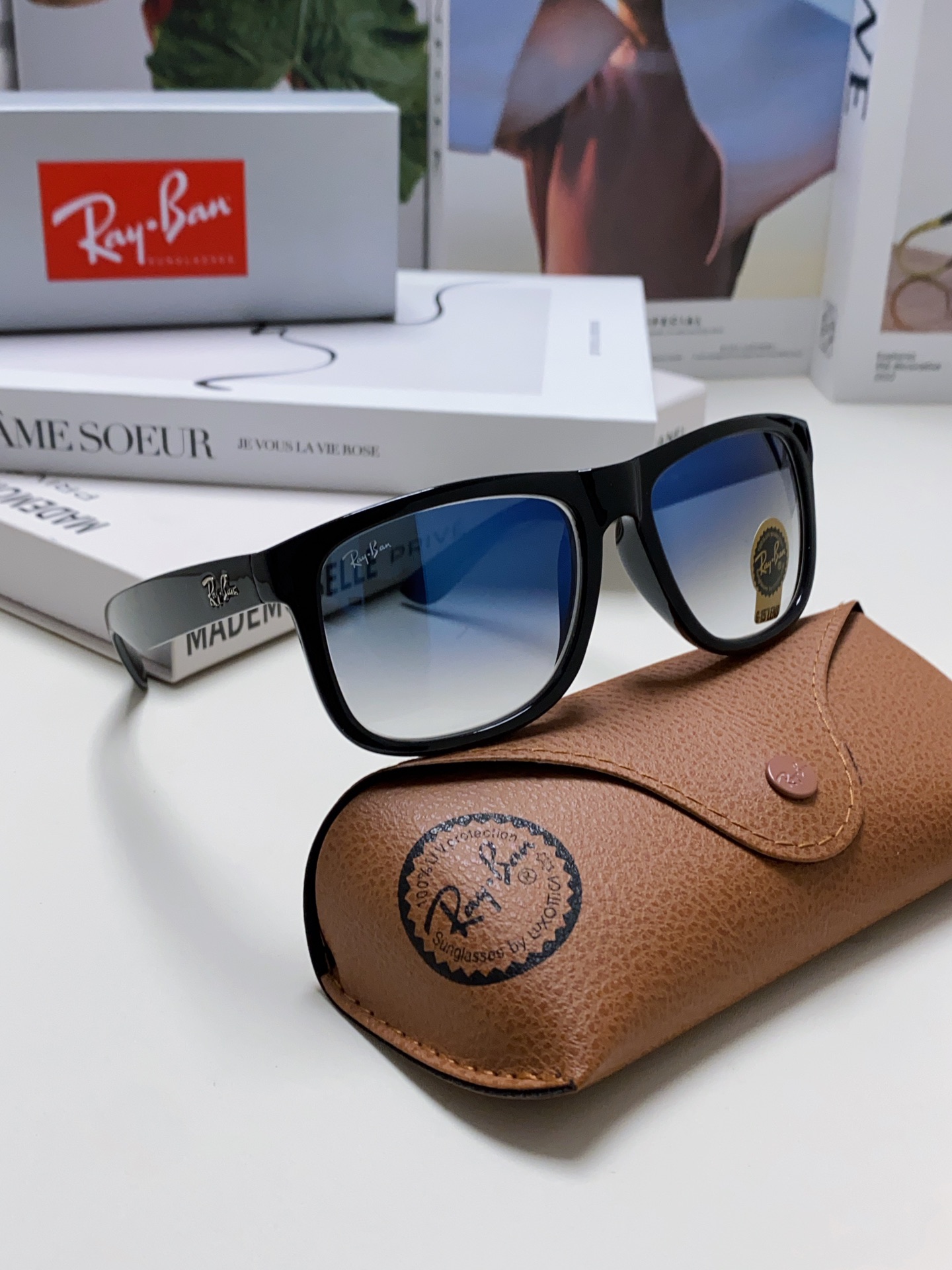 RAYBAN 雷朋 经典太阳镜  夏日限定色彩 男女通用款 Model ：RB4165 Size：55-
