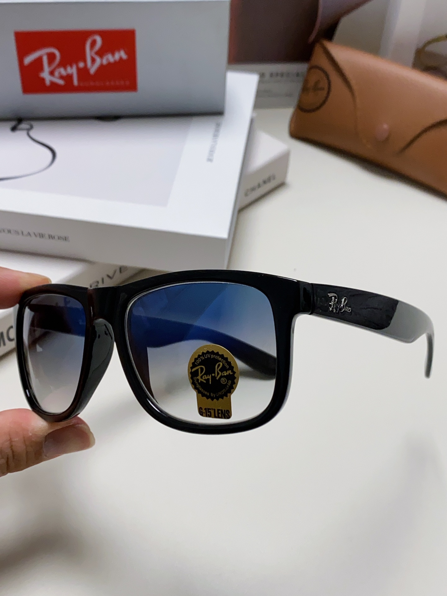 RAYBAN 雷朋 经典太阳镜  夏日限定色彩 男女通用款 Model ：RB4165 Size：55-