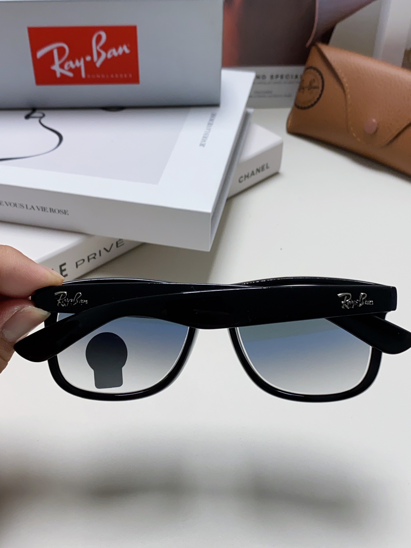 RAYBAN 雷朋 经典太阳镜  夏日限定色彩 男女通用款 Model ：RB4165 Size：55-
