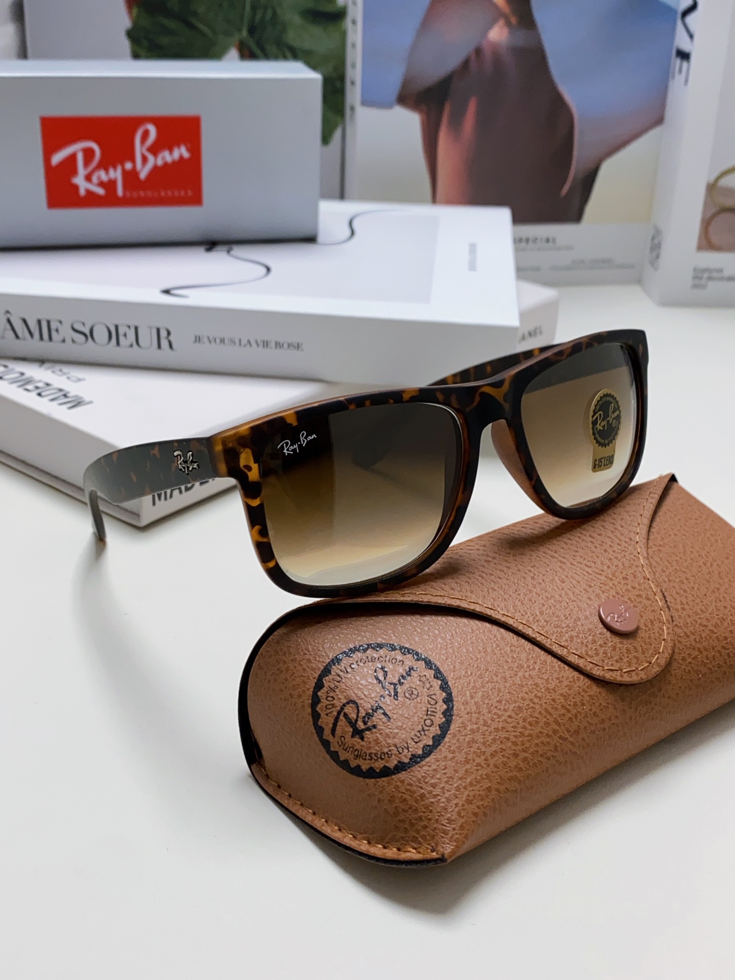 RAYBAN 雷朋 经典太阳镜  夏日限定色彩 男女通用款 Model ：RB4165 Size：55-