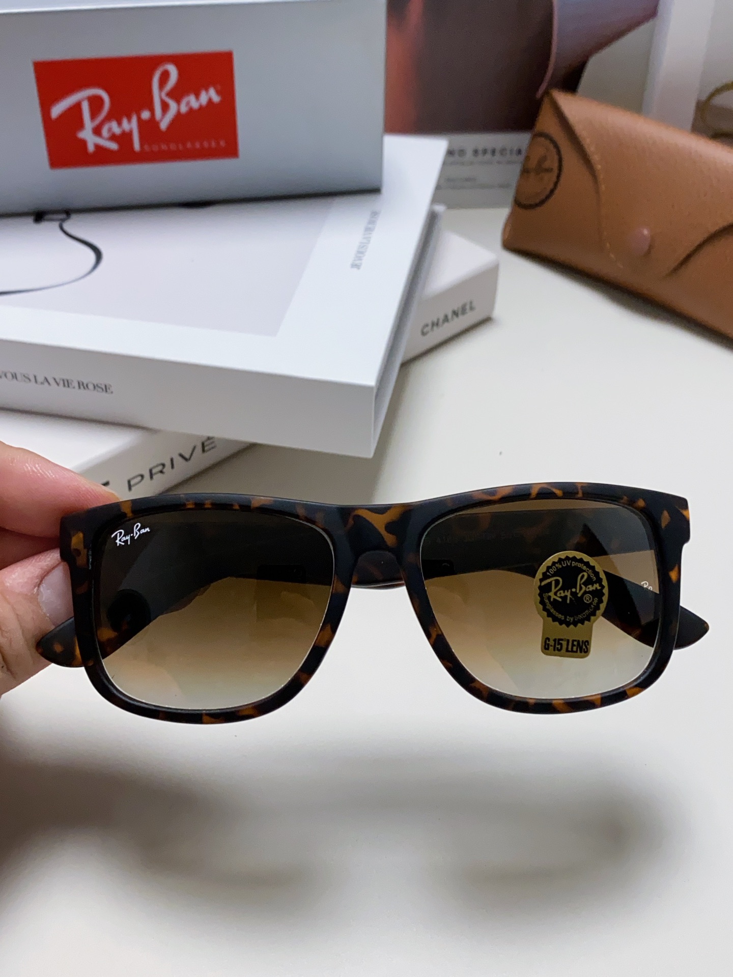 RAYBAN 雷朋 经典太阳镜  夏日限定色彩 男女通用款 Model ：RB4165 Size：55-