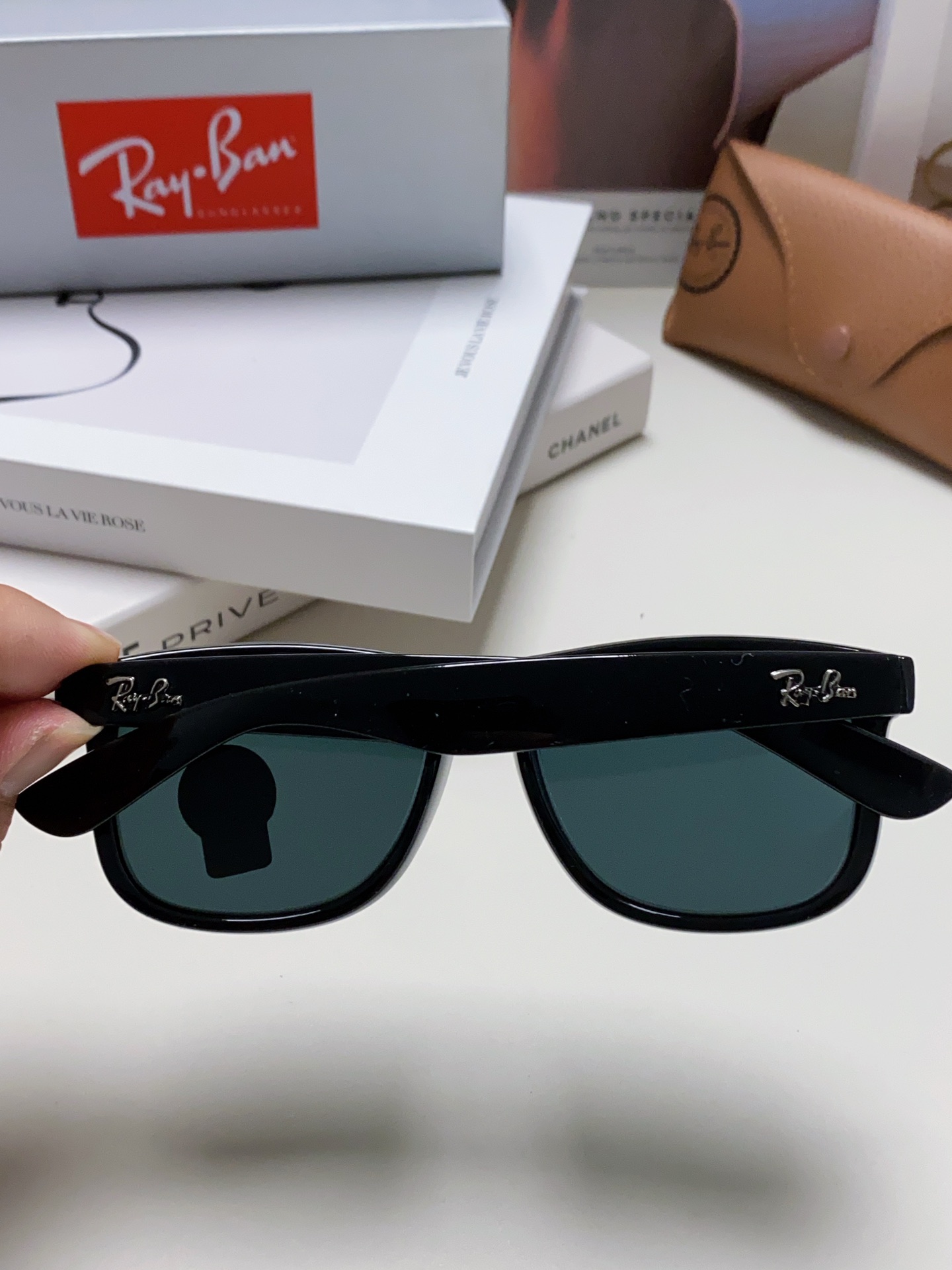 RAYBAN 雷朋 经典太阳镜  夏日限定色彩 男女通用款 Model ：RB4165 Size：55-