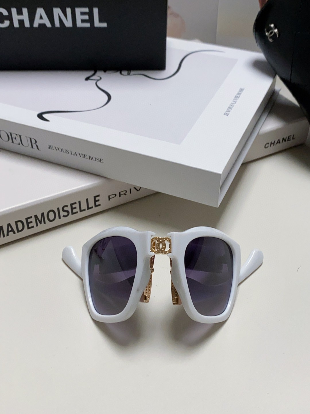 Foldablesunglasses重磅新款chanel香奈儿口袋折叠墨镜能放进口袋的眼镜