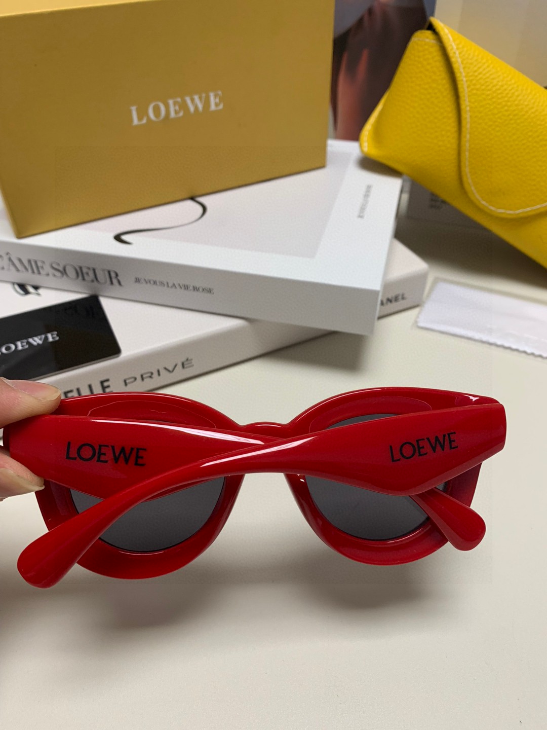 LOEWE罗意威圆框墨镜齐色到货杨幂同款时尚墨镜