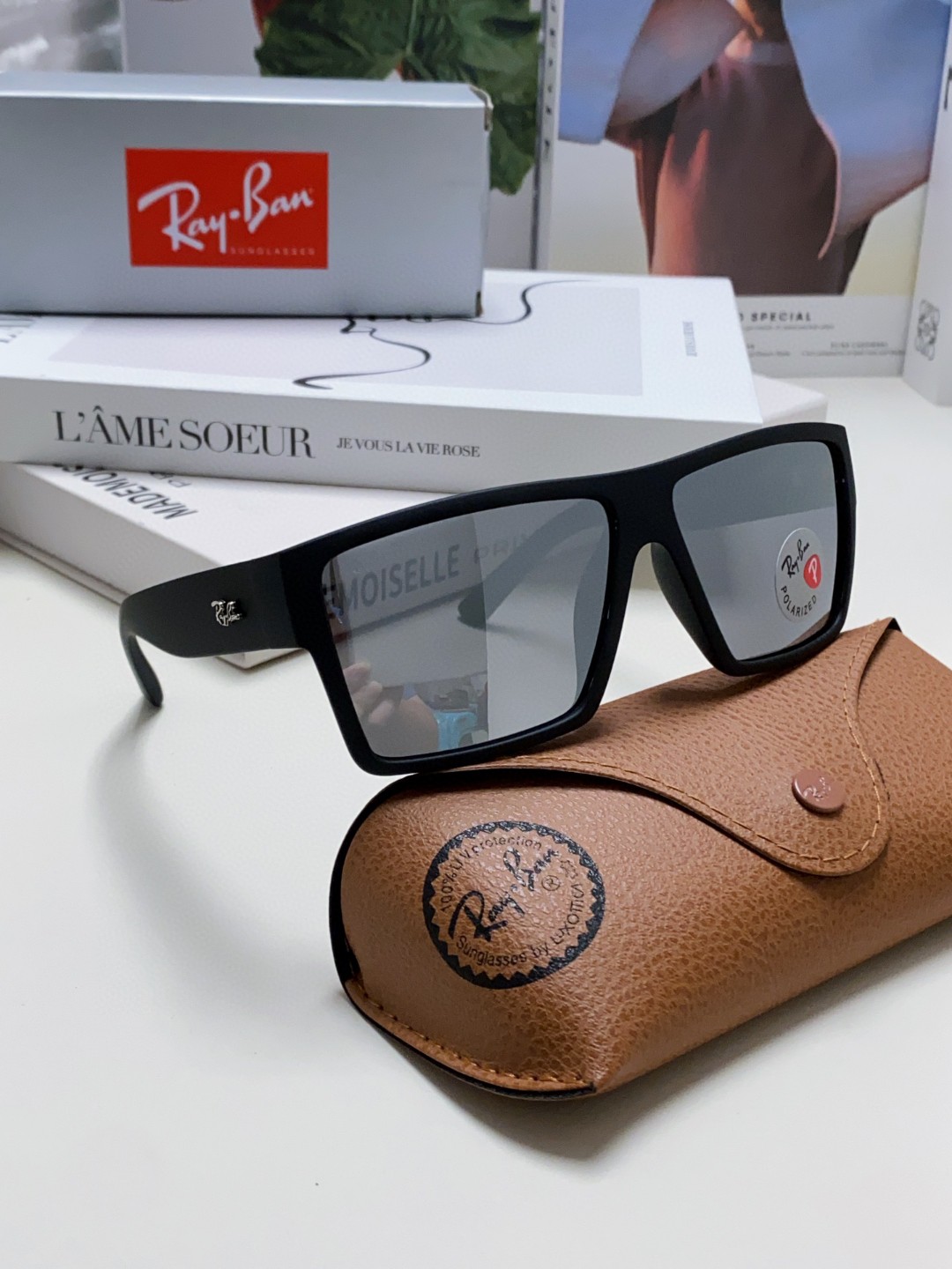 RayBan雷朋新款经典方形运动休闲太阳镜男士真膜偏光防紫外线旅游街拍墨镜RB1532