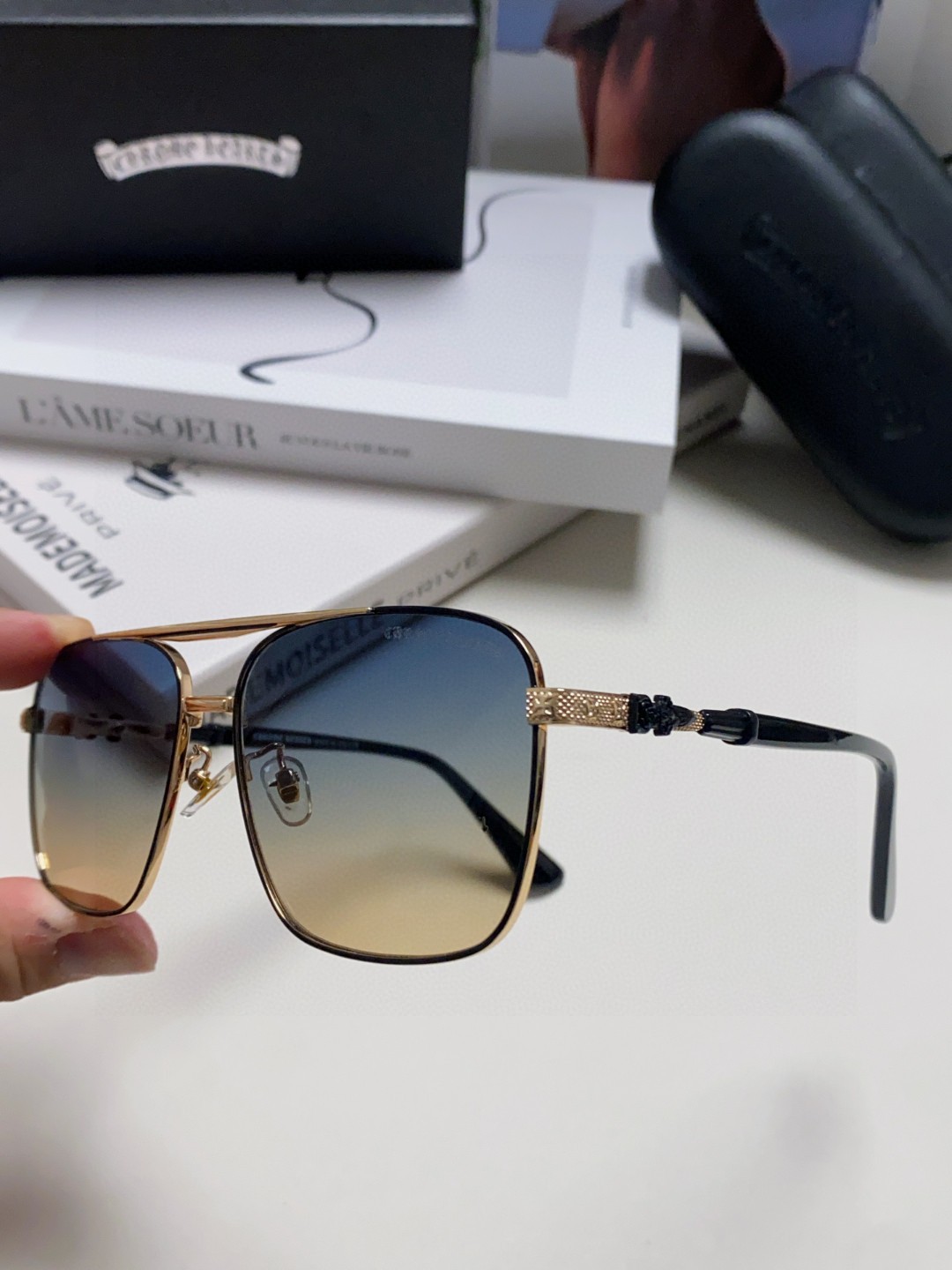  Chrome Hearts 克罗心2024新款港味复古跨境摩登时尚多边形太阳眼镜男潮个性女防紫外线双梁