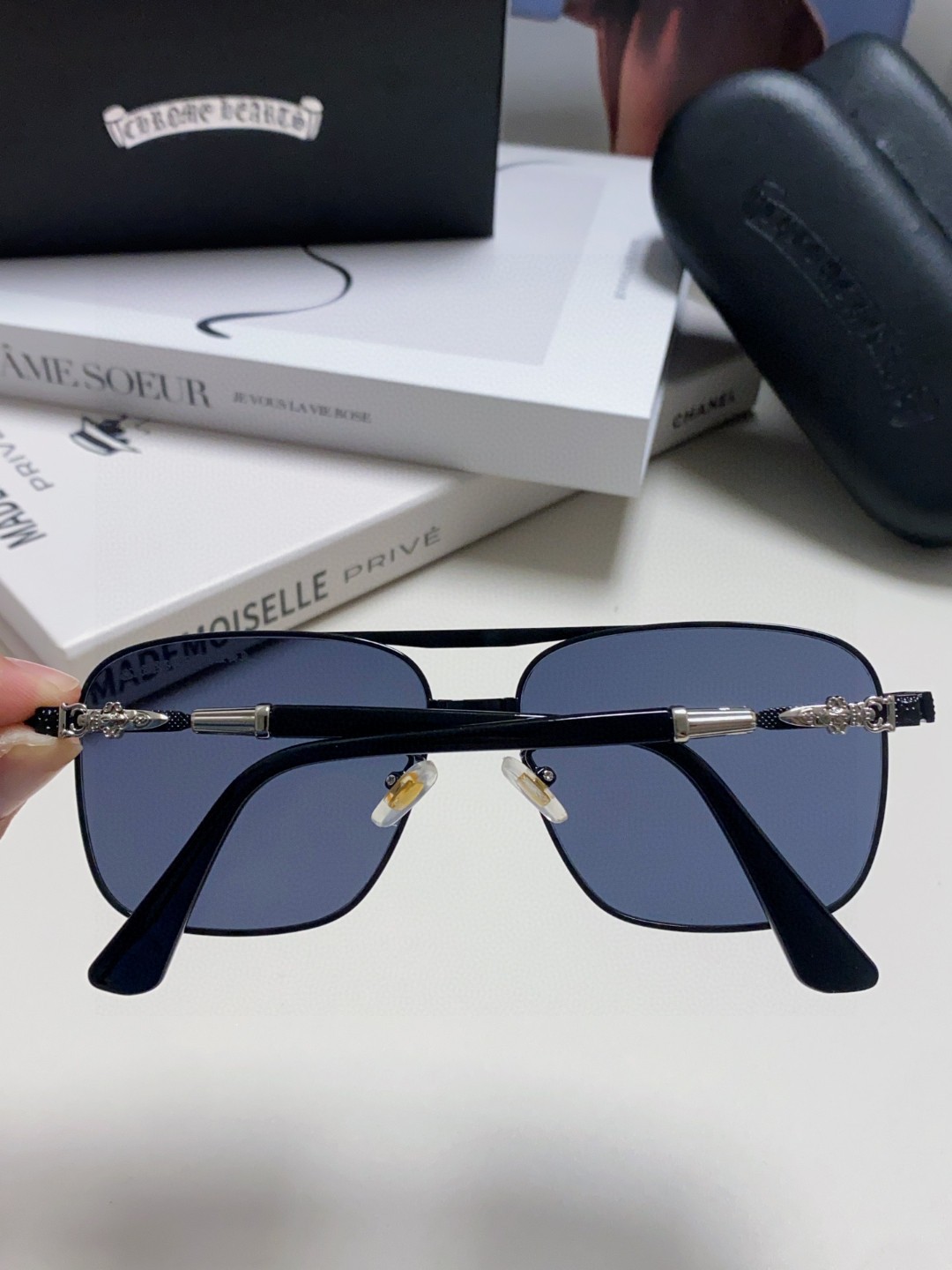  Chrome Hearts 克罗心2024新款港味复古跨境摩登时尚多边形太阳眼镜男潮个性女防紫外线双梁