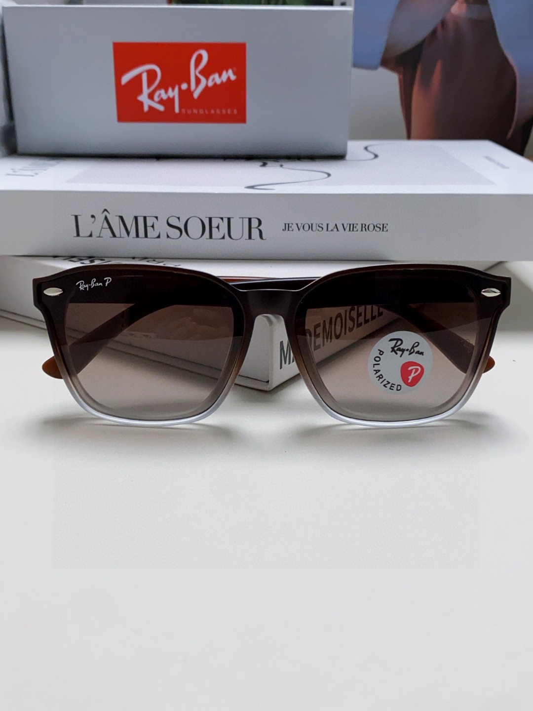  RayBan雷朋太阳镜黑超时尚眼镜开车防晒男女同款偏光墨镜 RB8377 