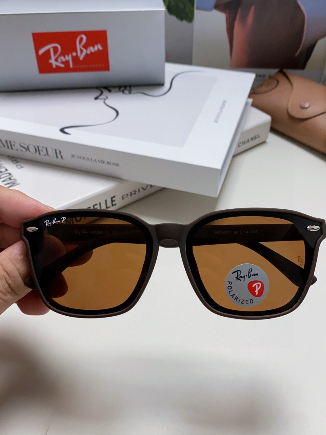  RayBan雷朋太阳镜黑超时尚眼镜开车防晒男女同款偏光墨镜 RB8377 