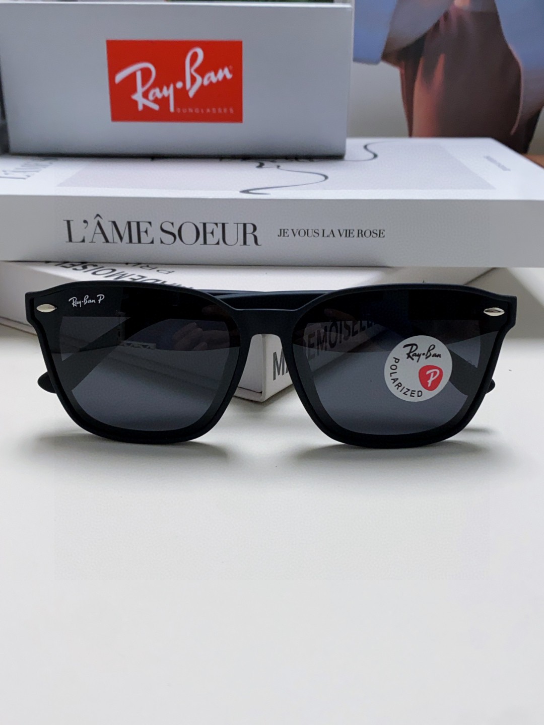  RayBan雷朋太阳镜黑超时尚眼镜开车防晒男女同款偏光墨镜 RB8377 