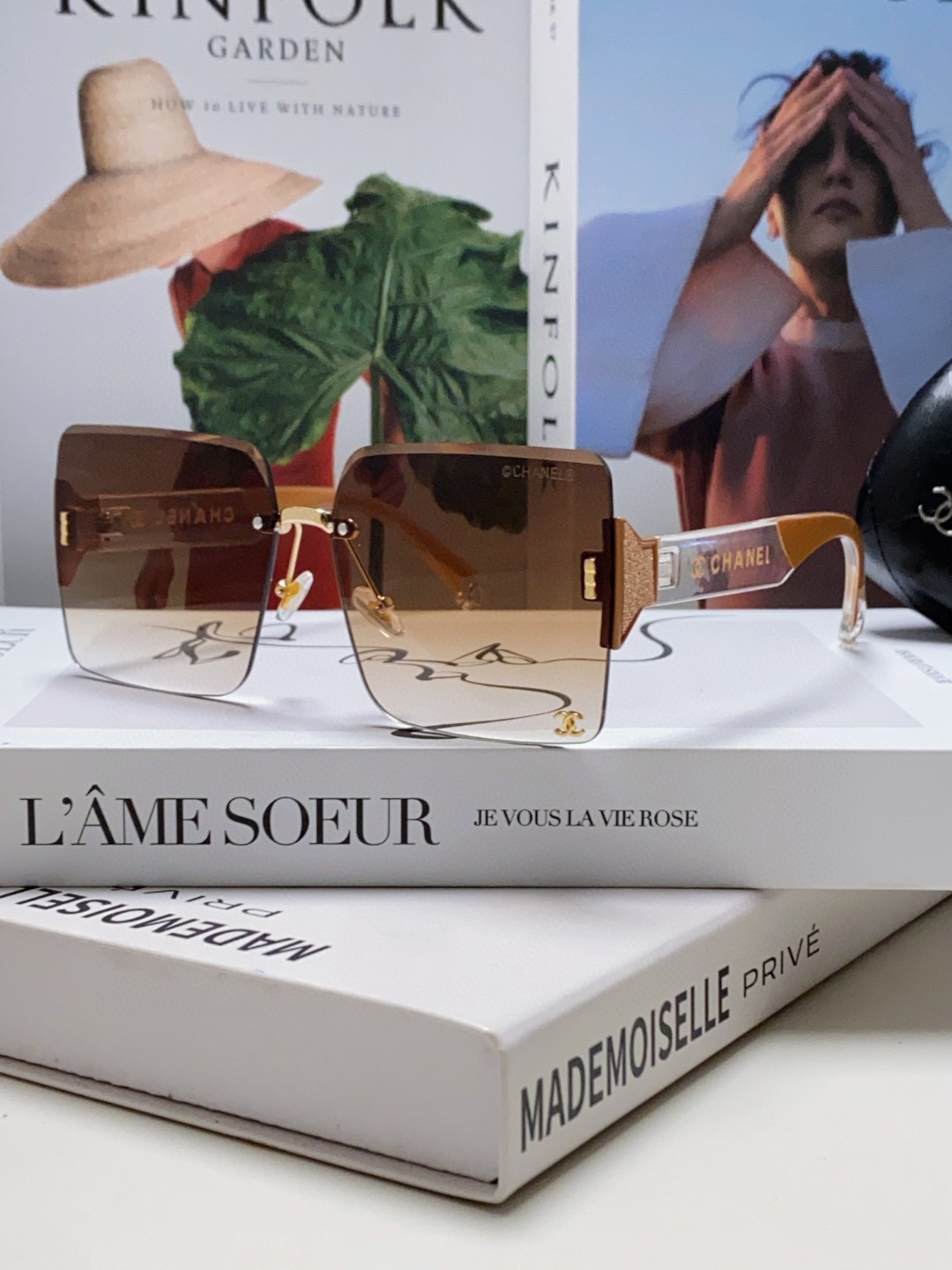 Chanel香奈儿2024时尚新款大框双C字母宽腿太阳镜女士百搭墨镜