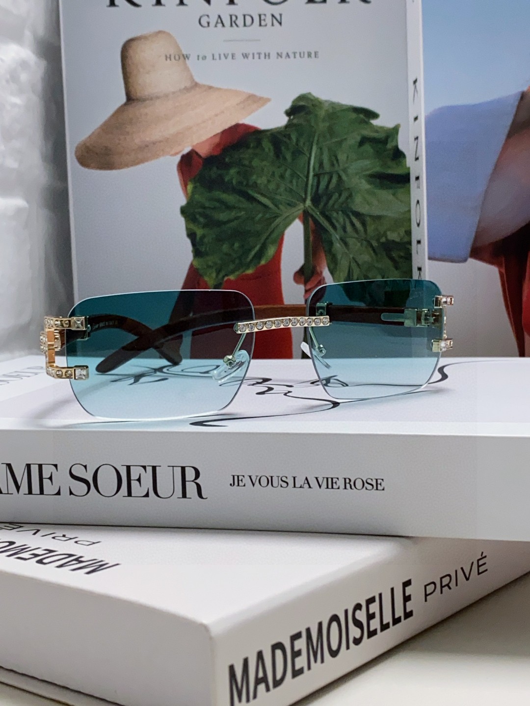 [Cartier Eyewear]