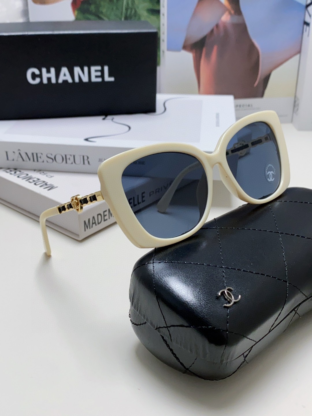 Chanel香奈儿2024新款欧美明星金属时尚女士摩登猫眼太阳眼镜新版爱心皮腿