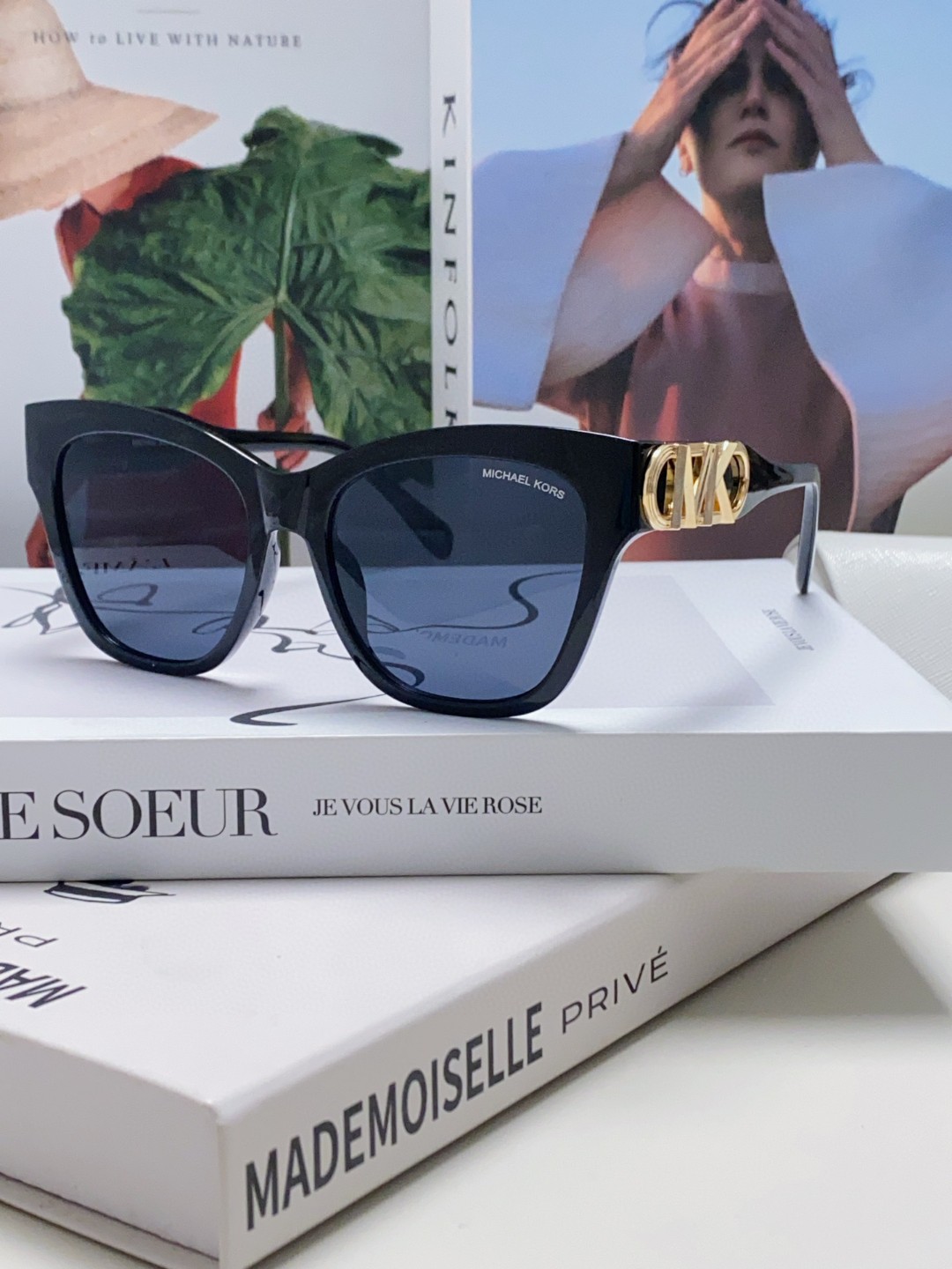 P158 MK MICHAEL KORS Retrologo Female Miracle Miracle Sunglasses - 图片 3