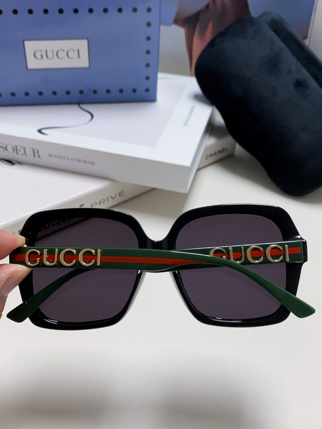 Gucci古奇防晒太阳镜时尚欧美风遮掩镜超显笑脸百搭