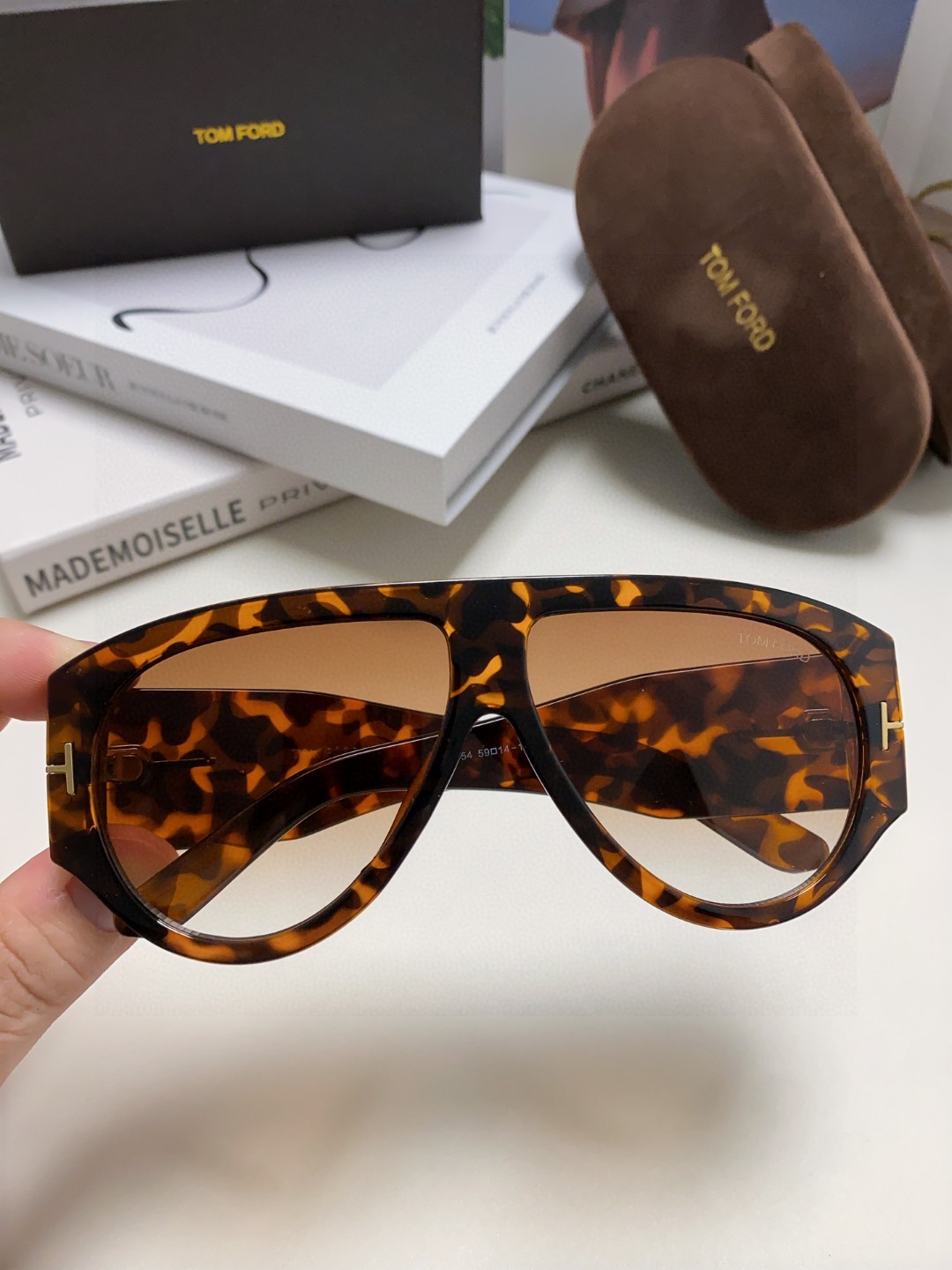  TomFord汤姆福特 飞行员大框T字装饰欧美豹纹框墨镜女嘻哈户外运动防晒太阳眼镜 男女通用款