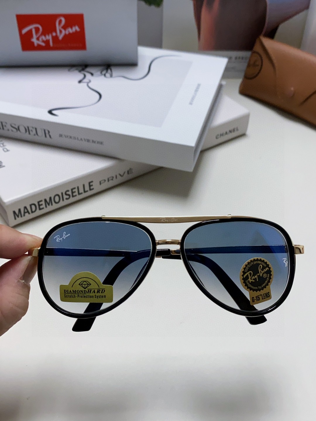  RAYBAN 雷朋 RB4414 新款时尚框 炫彩潮款太阳镜，男女通用🔝🔝。size：68-14-13