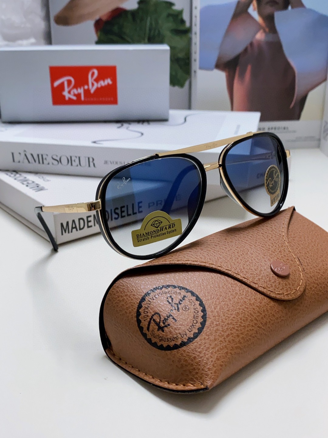  RAYBAN 雷朋 RB4414 新款时尚框 炫彩潮款太阳镜，男女通用🔝🔝。size：68-14-13