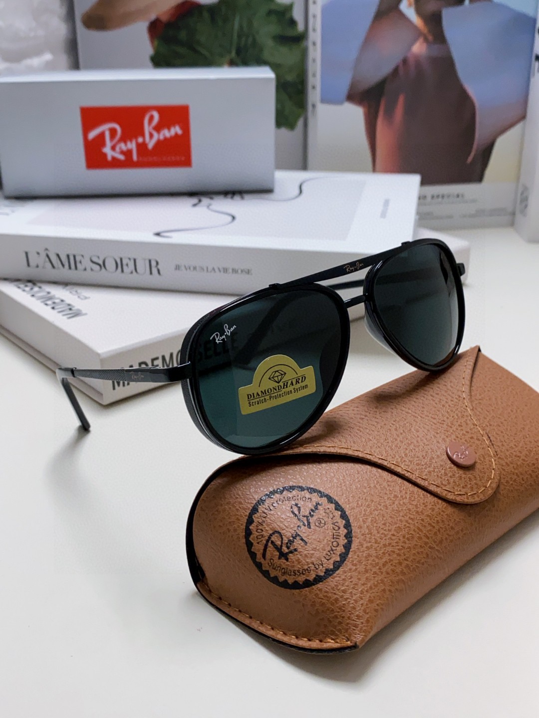  RAYBAN 雷朋 RB4414 新款时尚框 炫彩潮款太阳镜，男女通用🔝🔝。size：68-14-13