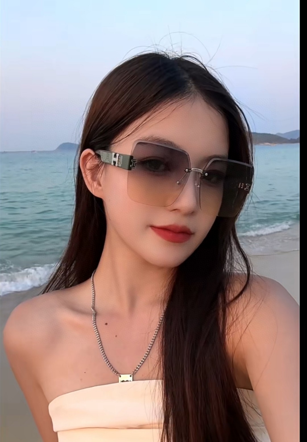  Hermes爱马仕 2024新款无框方框 海边太阳镜防紫外线高级感显脸小防晒开车眼镜  男女通用 