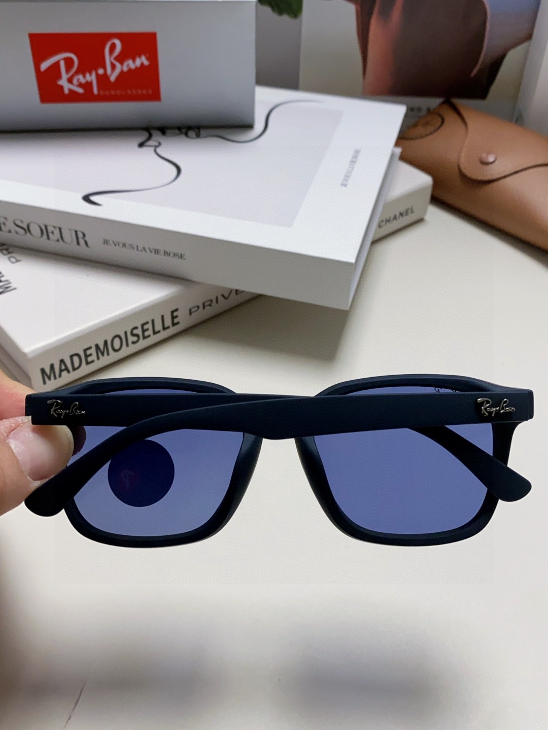  RayBan雷朋太阳镜黑超时尚眼镜开车防晒男女同款偏光墨镜 RB8377 