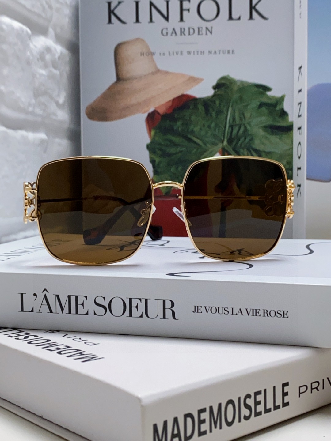  Loewe罗意威 2024新款太阳眼镜女士方形时尚潮流复古风金属个性墨镜大框 